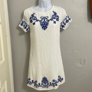 Lulus white and blue dress